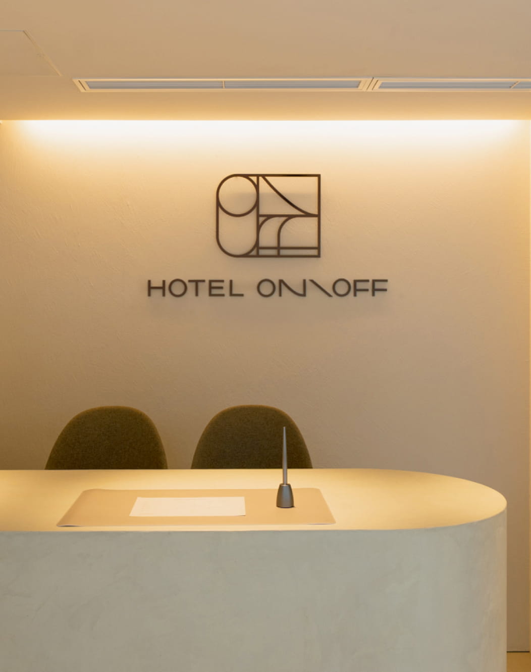 HOTEL ON\OFF メインビジュアル 3